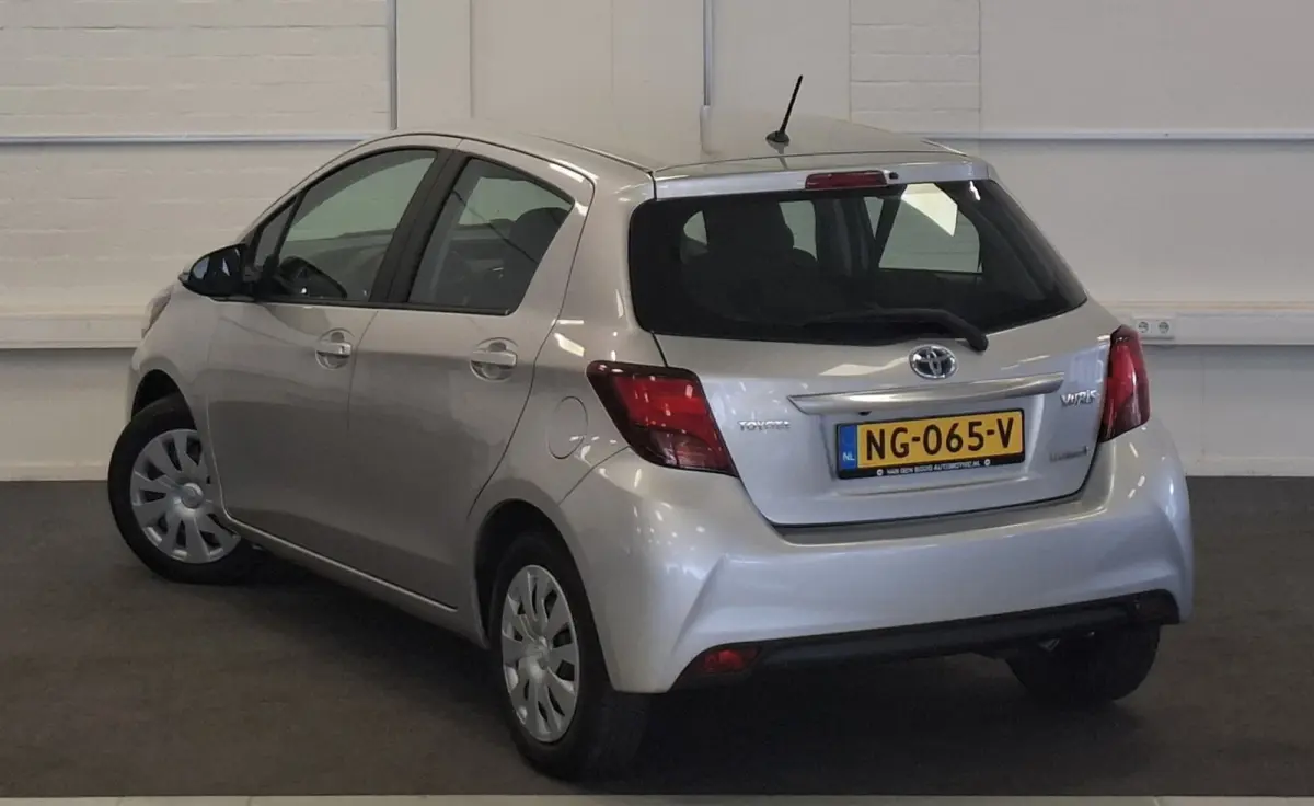 1.5 Hybrid Now Navi Camera 100% Onderhouden