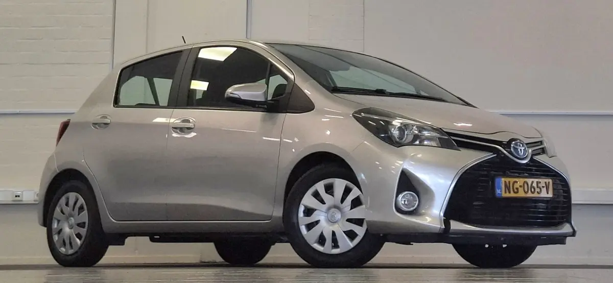 1.5 Hybrid Now Navi Camera 100% Onderhouden