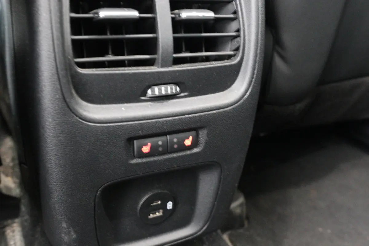 2.5 PHEV Vignale | 1.500kg Trekvermogen | Dealer Onderhouden | Panoramadak | Lederen bekleding | Adaptive Cruise | Camera's | Elektr Stoel + Mem | Stoel-/Stuurverwarming