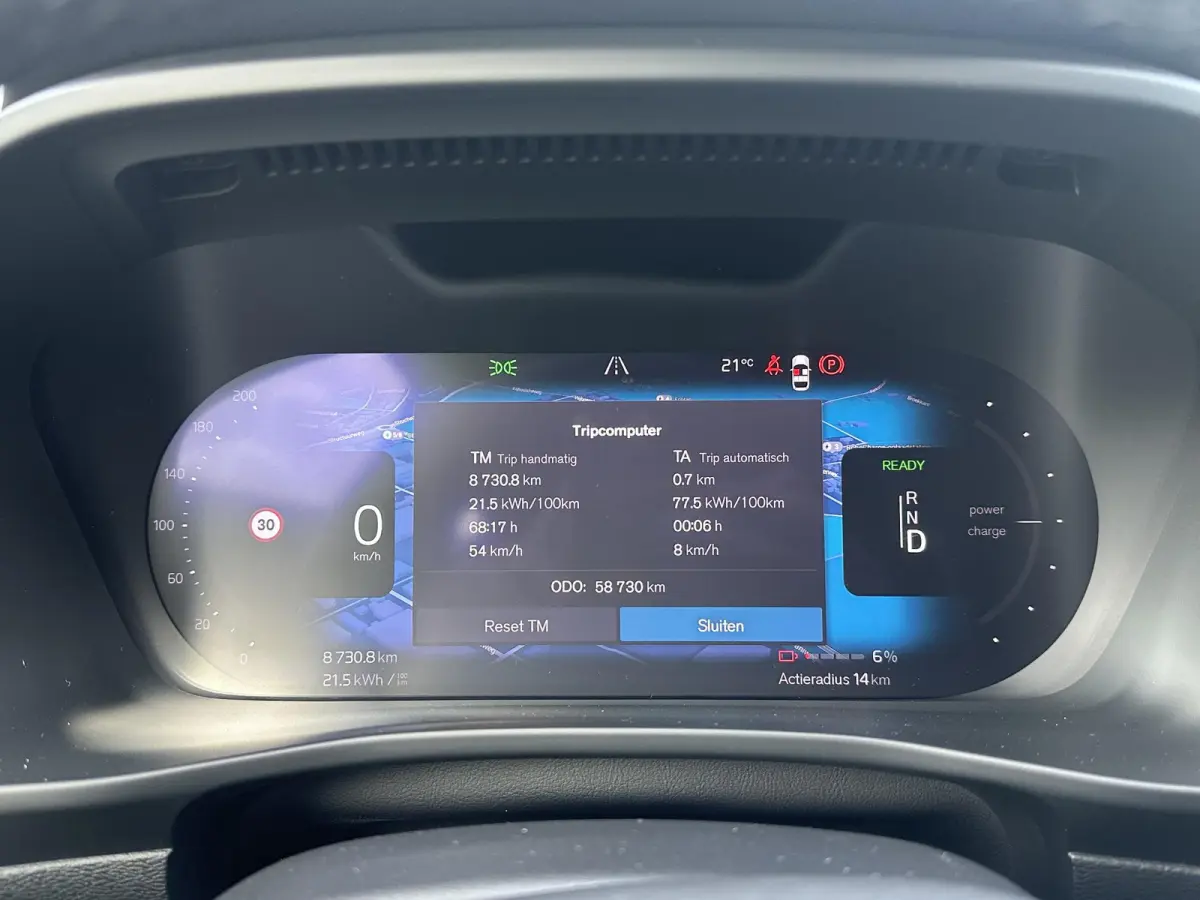 Plus 70 kWh VAN: € 32.900- VOOR: € 30.877,- UW HERFSTVOORDEEL: € 2.023-| SOH 92%|  ADAPTIVE CRUISE| ELEK. ACHTERKLEP| STOEL + STUURVERWARMING| DODE HOEK SENSOR|