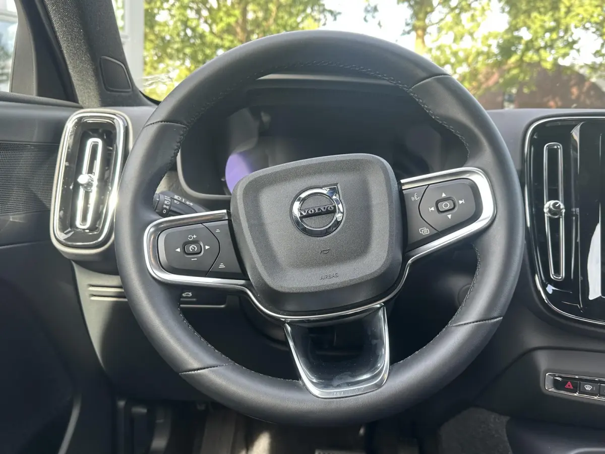 Plus 70 kWh VAN: € 32.900- VOOR: € 30.877,- UW HERFSTVOORDEEL: € 2.023-| SOH 92%|  ADAPTIVE CRUISE| ELEK. ACHTERKLEP| STOEL + STUURVERWARMING| DODE HOEK SENSOR|