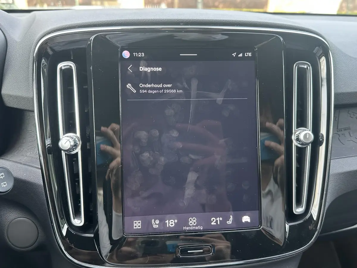 Plus 70 kWh VAN: € 32.900- VOOR: € 30.877,- UW HERFSTVOORDEEL: € 2.023-| SOH 92%|  ADAPTIVE CRUISE| ELEK. ACHTERKLEP| STOEL + STUURVERWARMING| DODE HOEK SENSOR|