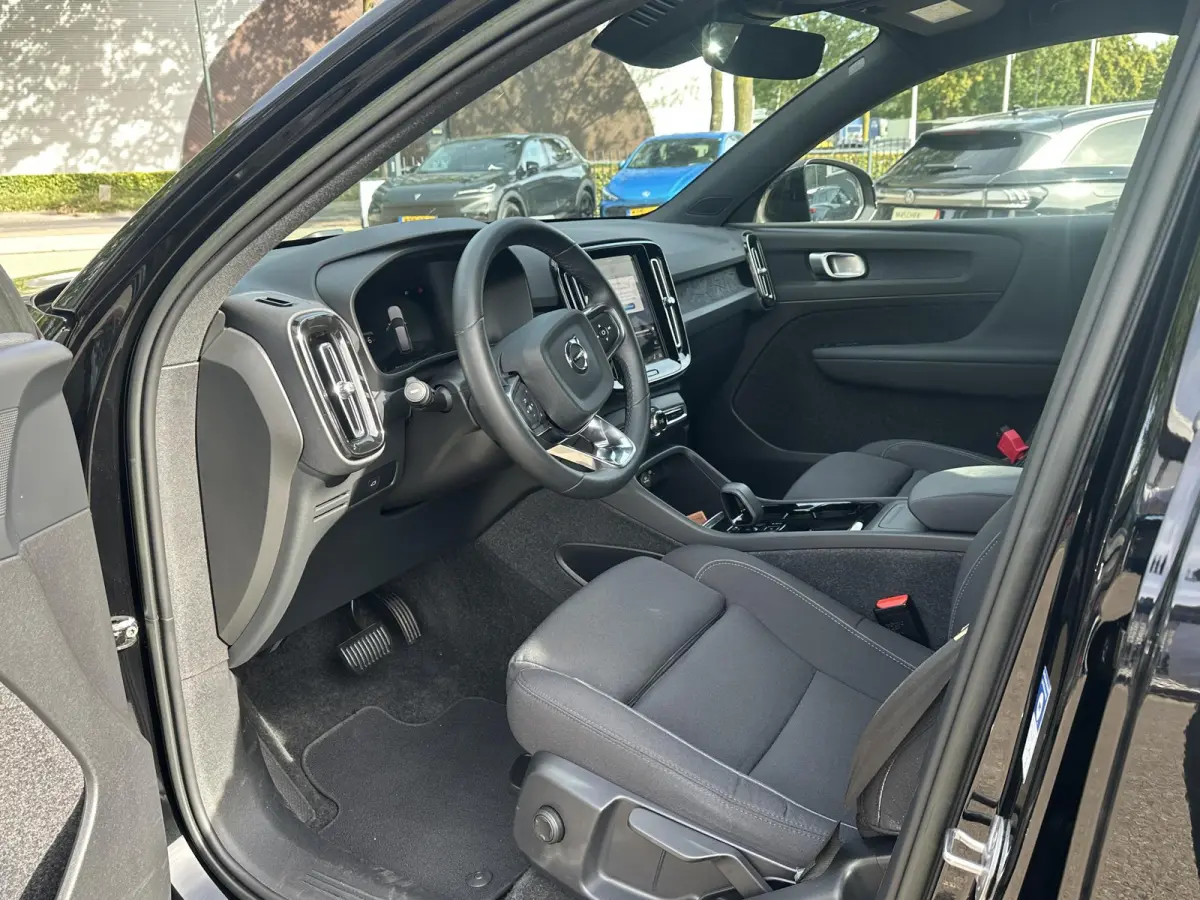 Plus 70 kWh VAN: € 32.900- VOOR: € 30.877,- UW HERFSTVOORDEEL: € 2.023-| SOH 92%|  ADAPTIVE CRUISE| ELEK. ACHTERKLEP| STOEL + STUURVERWARMING| DODE HOEK SENSOR|
