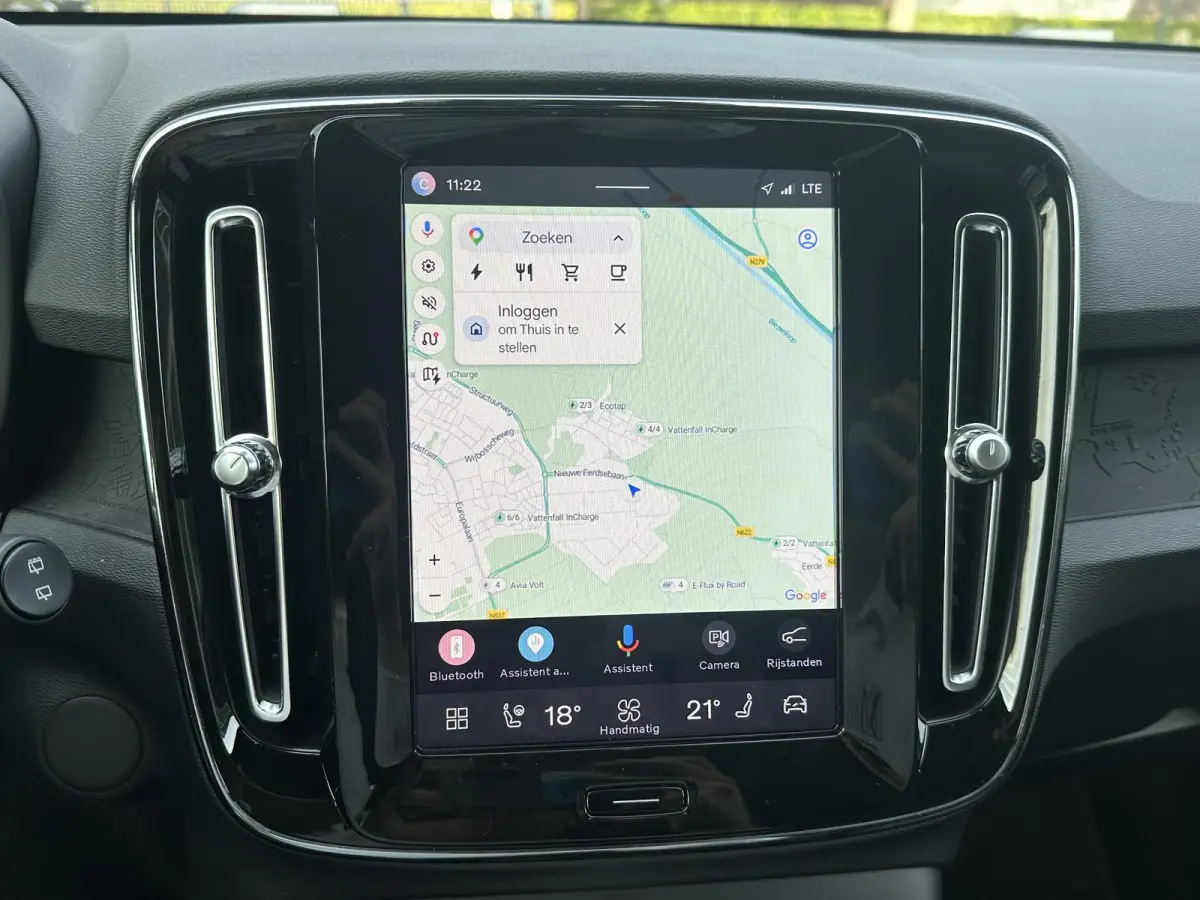 Plus 70 kWh VAN: € 32.900- VOOR: € 30.877,- UW HERFSTVOORDEEL: € 2.023-| SOH 92%|  ADAPTIVE CRUISE| ELEK. ACHTERKLEP| STOEL + STUURVERWARMING| DODE HOEK SENSOR|