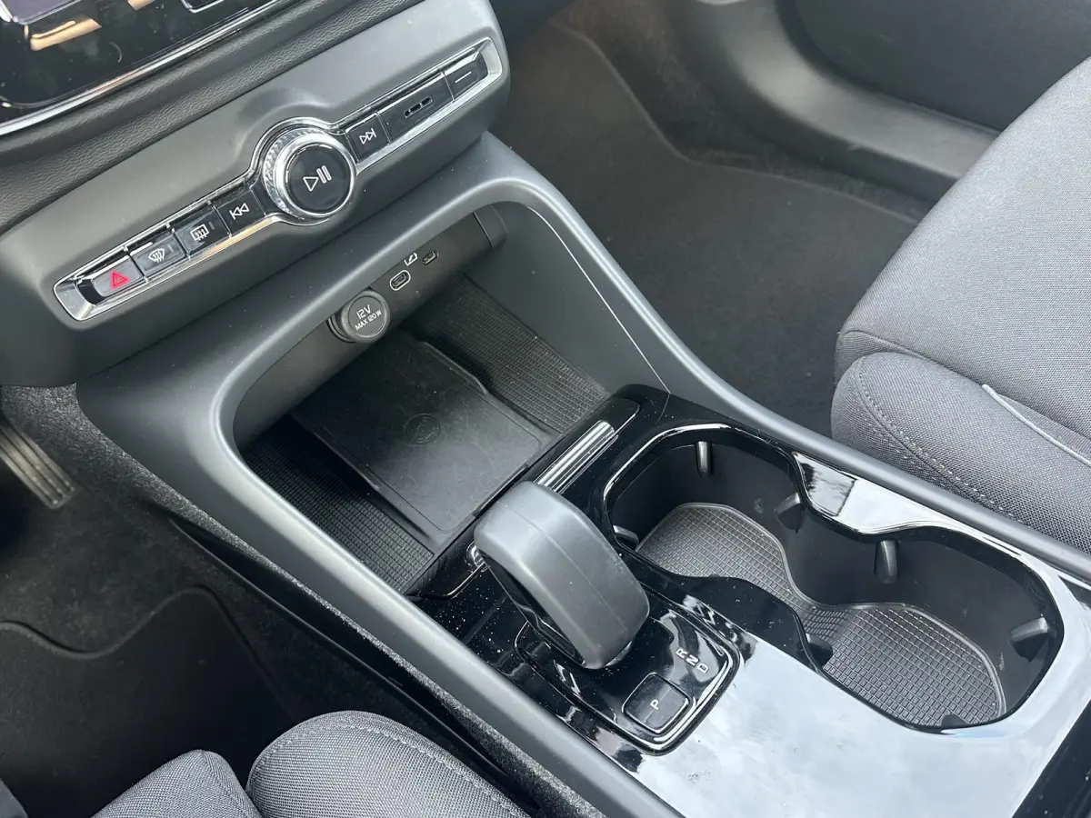 Plus 70 kWh VAN: € 32.900- VOOR: € 30.877,- UW HERFSTVOORDEEL: € 2.023-| SOH 92%|  ADAPTIVE CRUISE| ELEK. ACHTERKLEP| STOEL + STUURVERWARMING| DODE HOEK SENSOR|