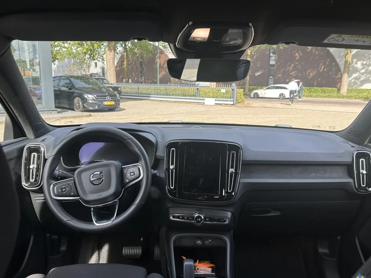 Plus 70 kWh VAN: € 32.900- VOOR: € 30.877,- UW HERFSTVOORDEEL: € 2.023-| SOH 92%|  ADAPTIVE CRUISE| ELEK. ACHTERKLEP| STOEL + STUURVERWARMING| DODE HOEK SENSOR|