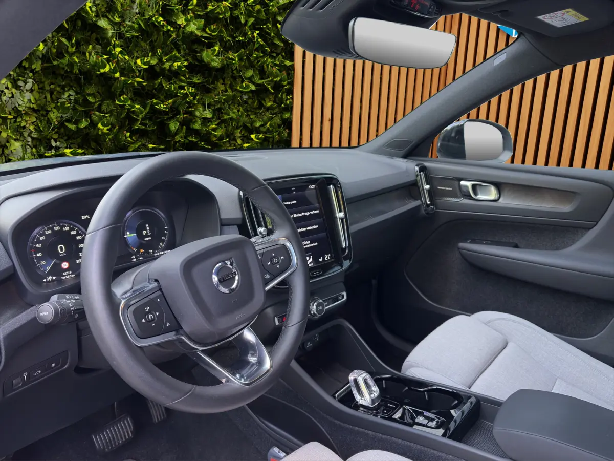 1.5 T5 Plug-in hybrid Ultimate Dark | Trekhaak | Harman/Kardon | Memory | Panoramadak