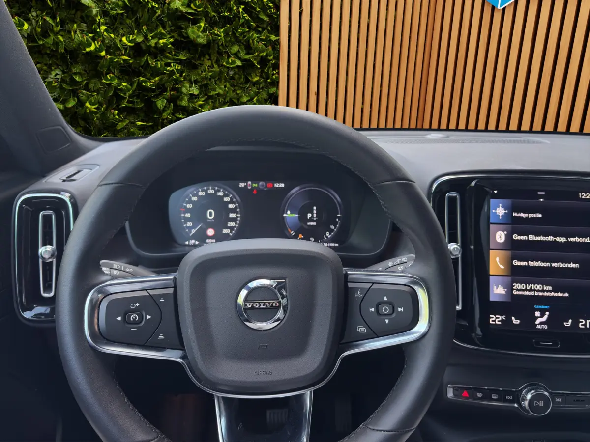 1.5 T5 Plug-in hybrid Ultimate Dark | Trekhaak | Harman/Kardon | Memory | Panoramadak