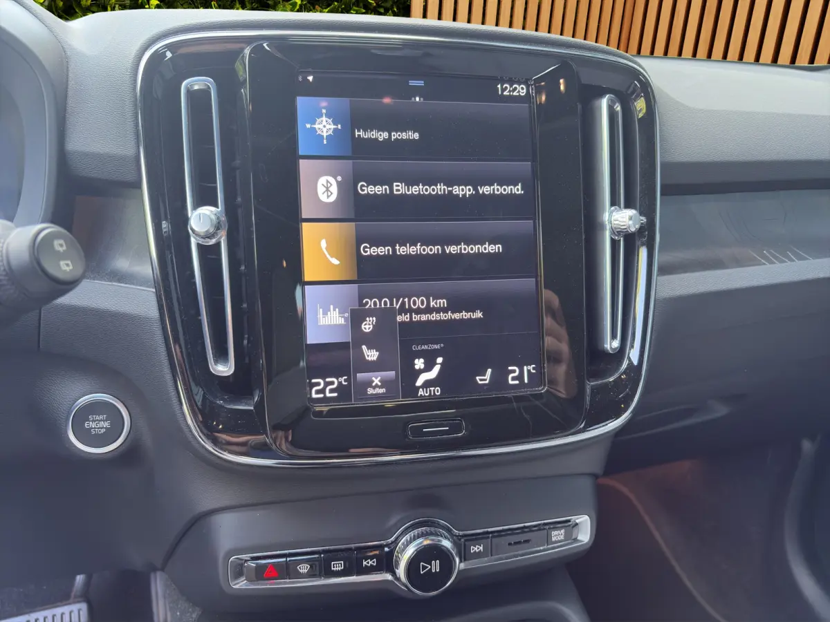 1.5 T5 Plug-in hybrid Ultimate Dark | Trekhaak | Harman/Kardon | Memory | Panoramadak