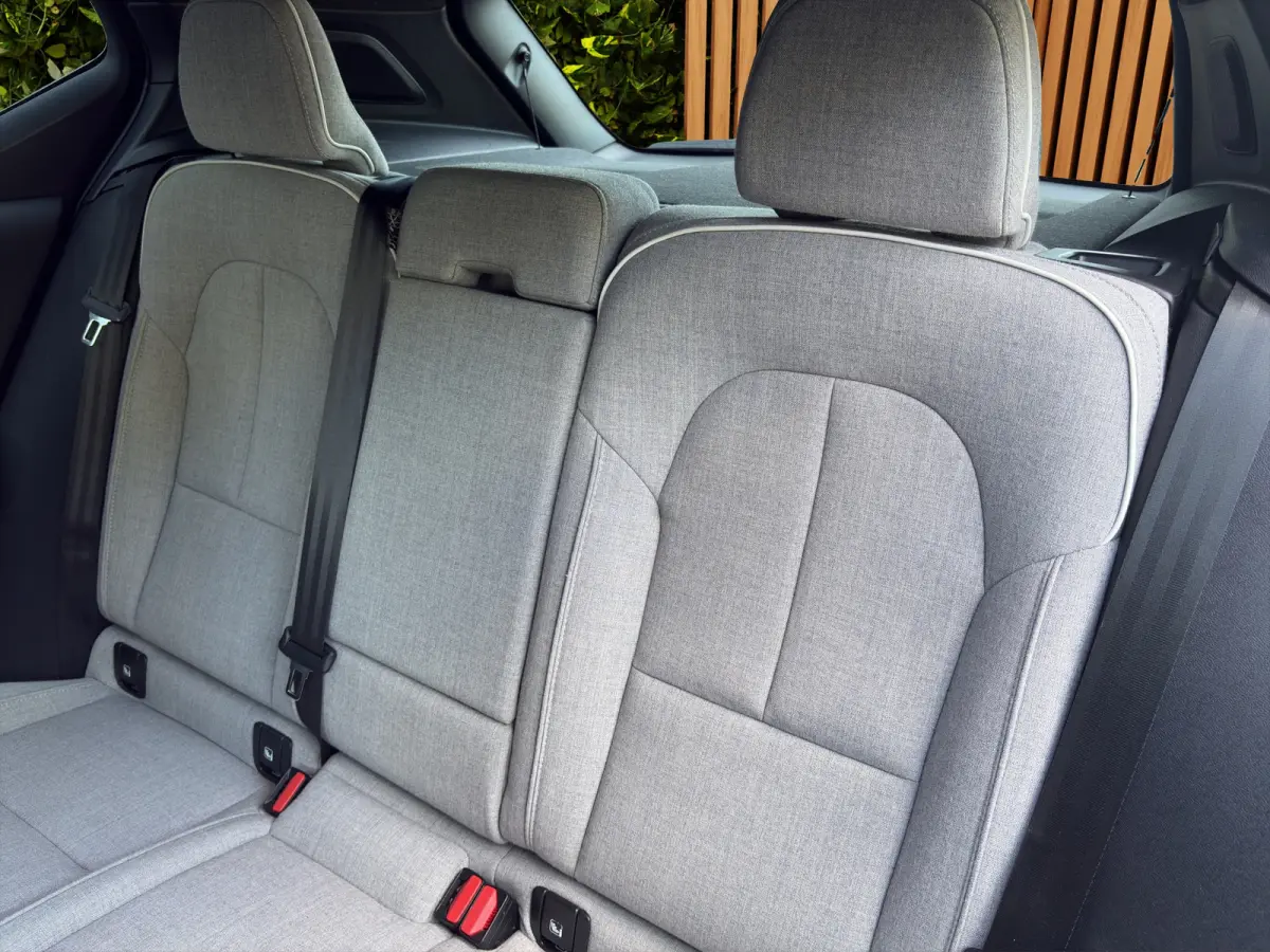 1.5 T5 Plug-in hybrid Ultimate Dark | Trekhaak | Harman/Kardon | Memory | Panoramadak