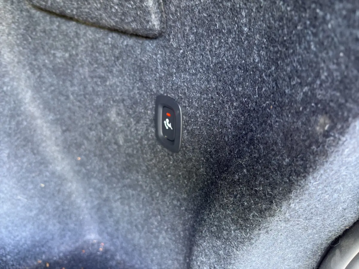 1.5 T5 Plug-in hybrid Ultimate Dark | Trekhaak | Harman/Kardon | Memory | Panoramadak