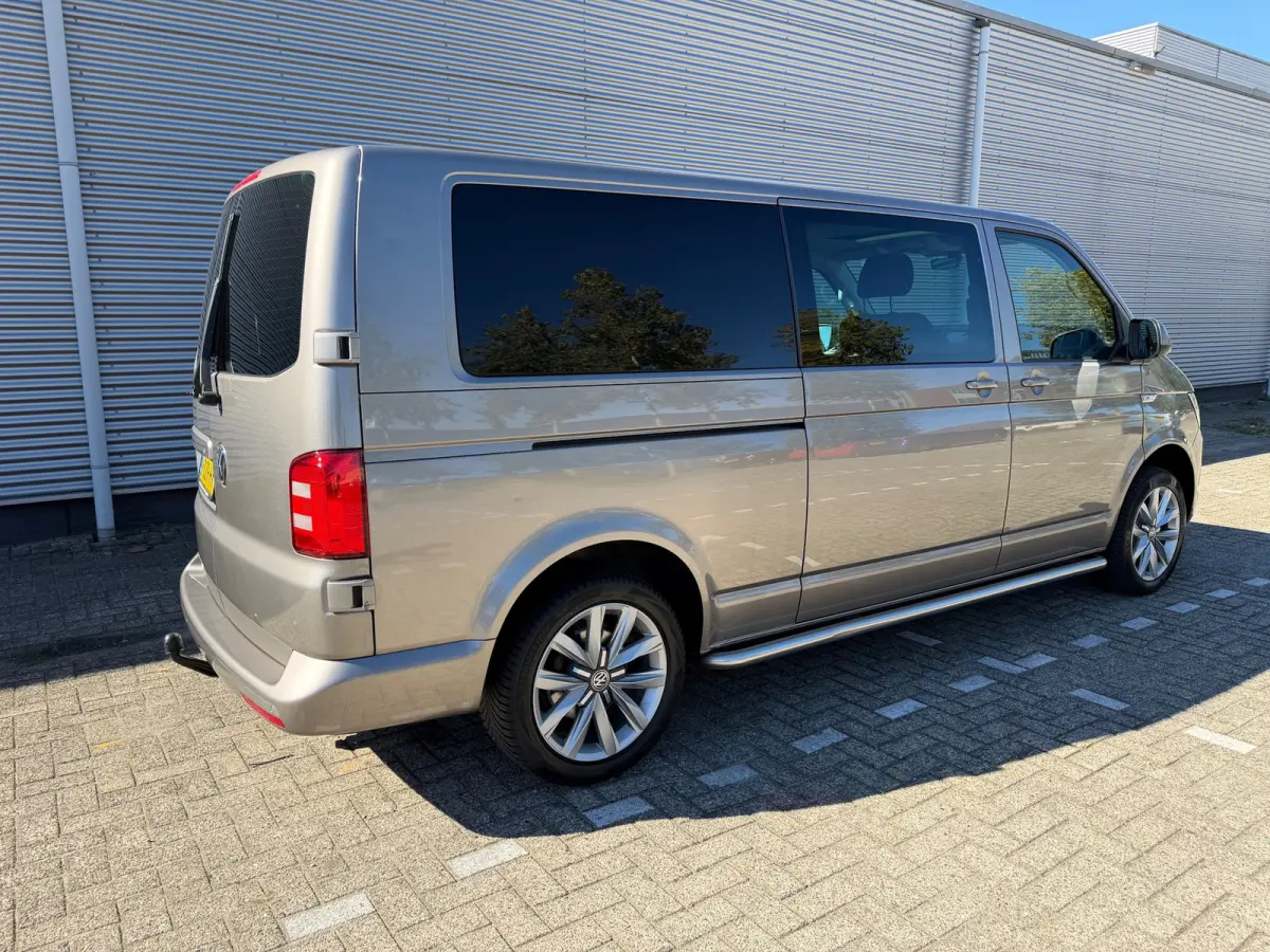 2.0 TDI L2H1 DC Automaat,Highline,Trekhaak,Schuifdak,Airco,2 Schuifdeuren,Navigatie/Camera
