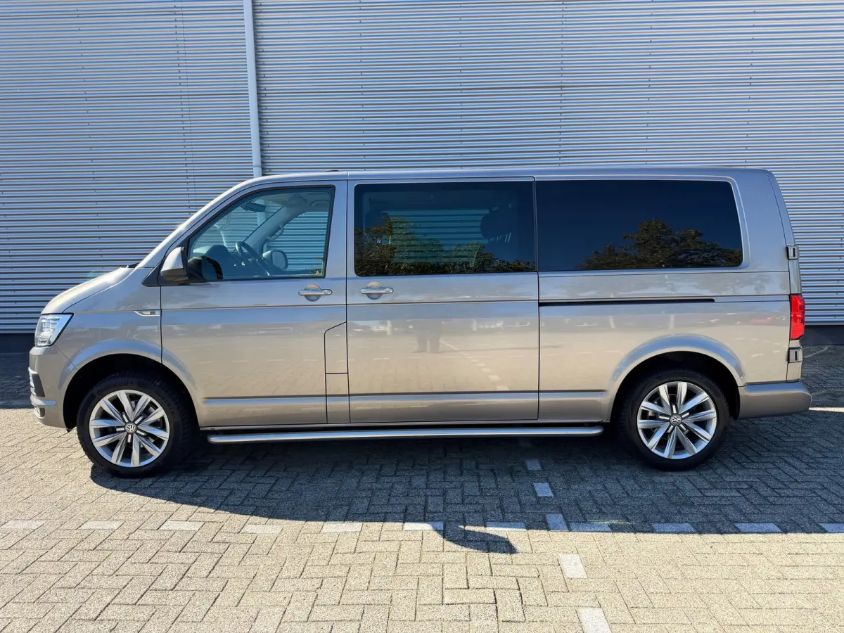 2.0 TDI L2H1 DC Automaat,Highline,Trekhaak,Schuifdak,Airco,2 Schuifdeuren,Navigatie/Camera
