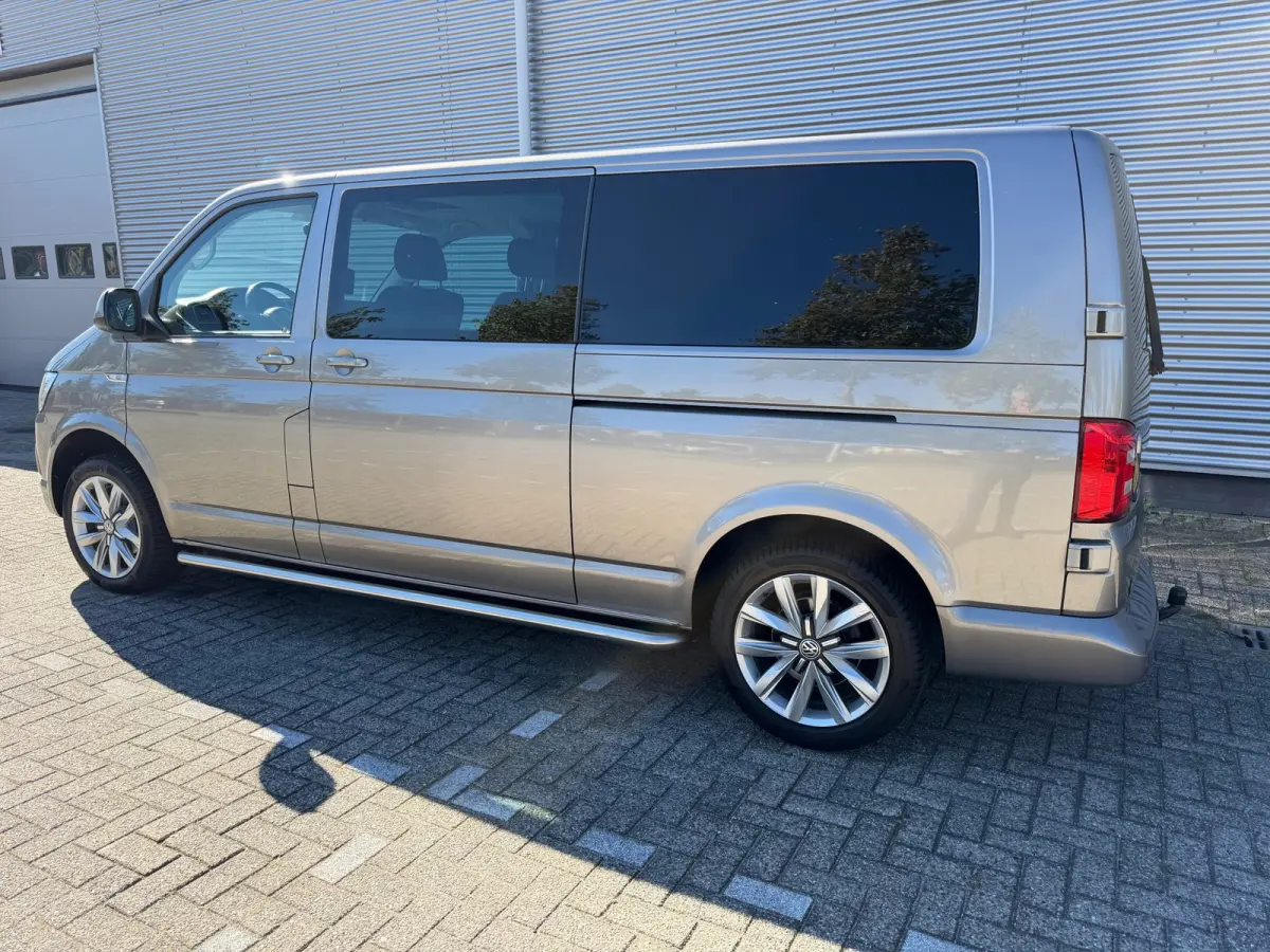 2.0 TDI L2H1 DC Automaat,Highline,Trekhaak,Schuifdak,Airco,2 Schuifdeuren,Navigatie/Camera