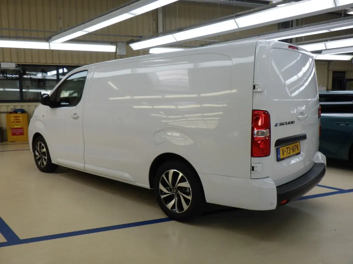 L3 75 kWh | 8 jaar garantie | CAMERA | DRAADLOOS CARPLAY | BETIMMERING | LED | 17" LM VELGEN | COMFORT WAND |