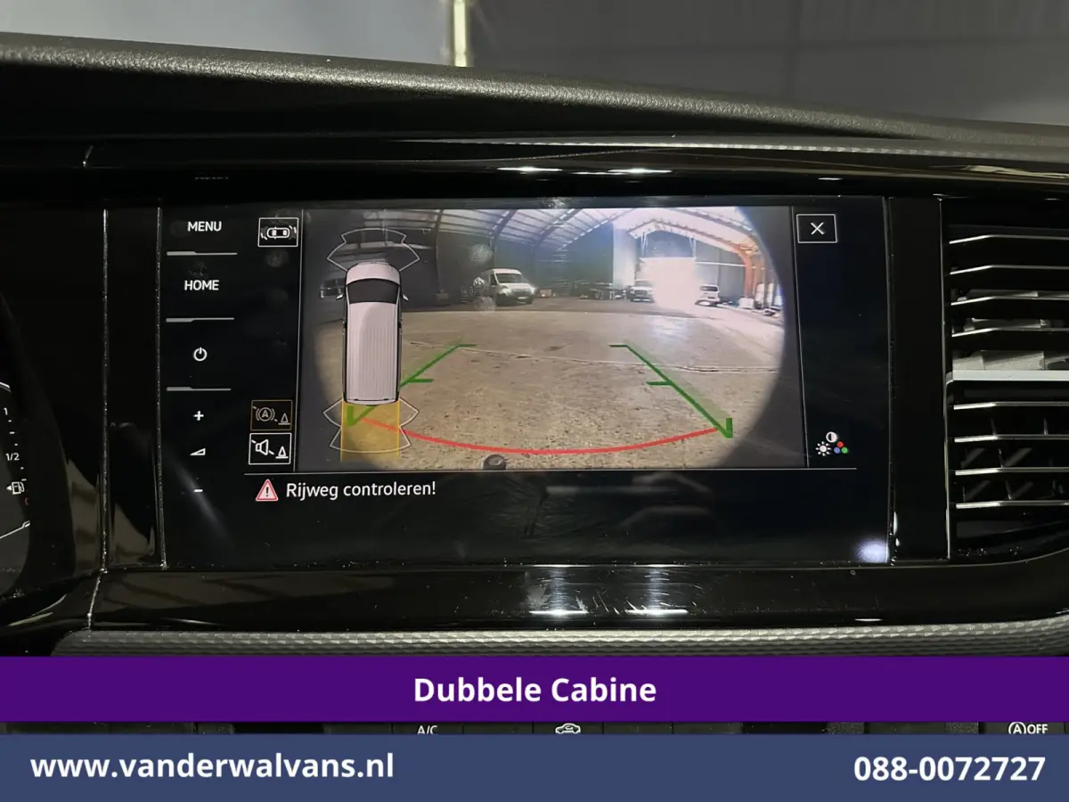 2.0 TDI 150pk Automaat L2H1 BULLI Dubbele Cabine Euro6 Airco | 5-Zits | Camera | Navigatie | Apple Carplay LED, Android Auto, Adaptieve Cruisecontrol, LM Velgen, Leder, 2500kg Trekhaak, Park