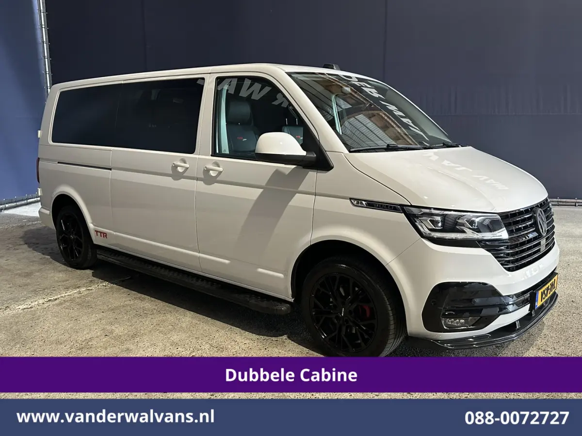 2.0 TDI 150pk Automaat L2H1 BULLI Dubbele Cabine Euro6 Airco | 5-Zits | Camera | Navigatie | Apple Carplay LED, Android Auto, Adaptieve Cruisecontrol, LM Velgen, Leder, 2500kg Trekhaak, Park