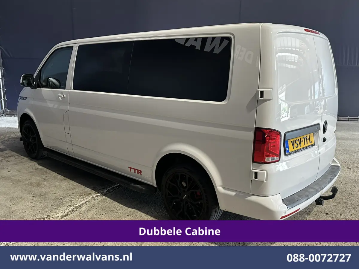 2.0 TDI 150pk Automaat L2H1 BULLI Dubbele Cabine Euro6 Airco | 5-Zits | Camera | Navigatie | Apple Carplay LED, Android Auto, Adaptieve Cruisecontrol, LM Velgen, Leder, 2500kg Trekhaak, Park