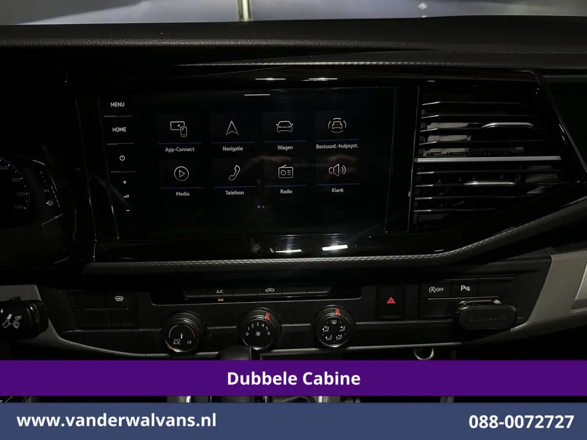 2.0 TDI 150pk Automaat L2H1 BULLI Dubbele Cabine Euro6 Airco | 5-Zits | Camera | Navigatie | Apple Carplay LED, Android Auto, Adaptieve Cruisecontrol, LM Velgen, Leder, 2500kg Trekhaak, Park