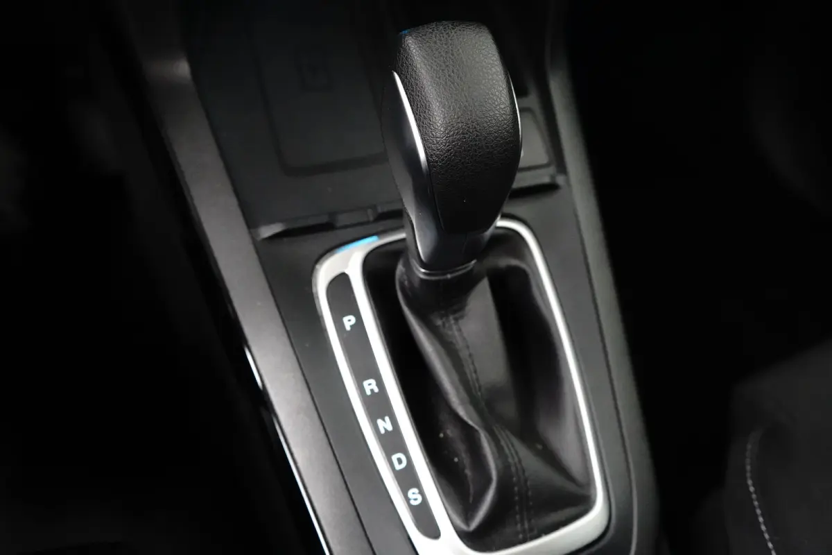 Titanium | Adaptive Cruise Control / Stoel- en stuurwielverwarming / Elektrisch schuif/kantel-dak / 360 Camera / Volledig onderhouden / | Adaptive Cruise | Apple Carplay/Android Auto|telefoo
