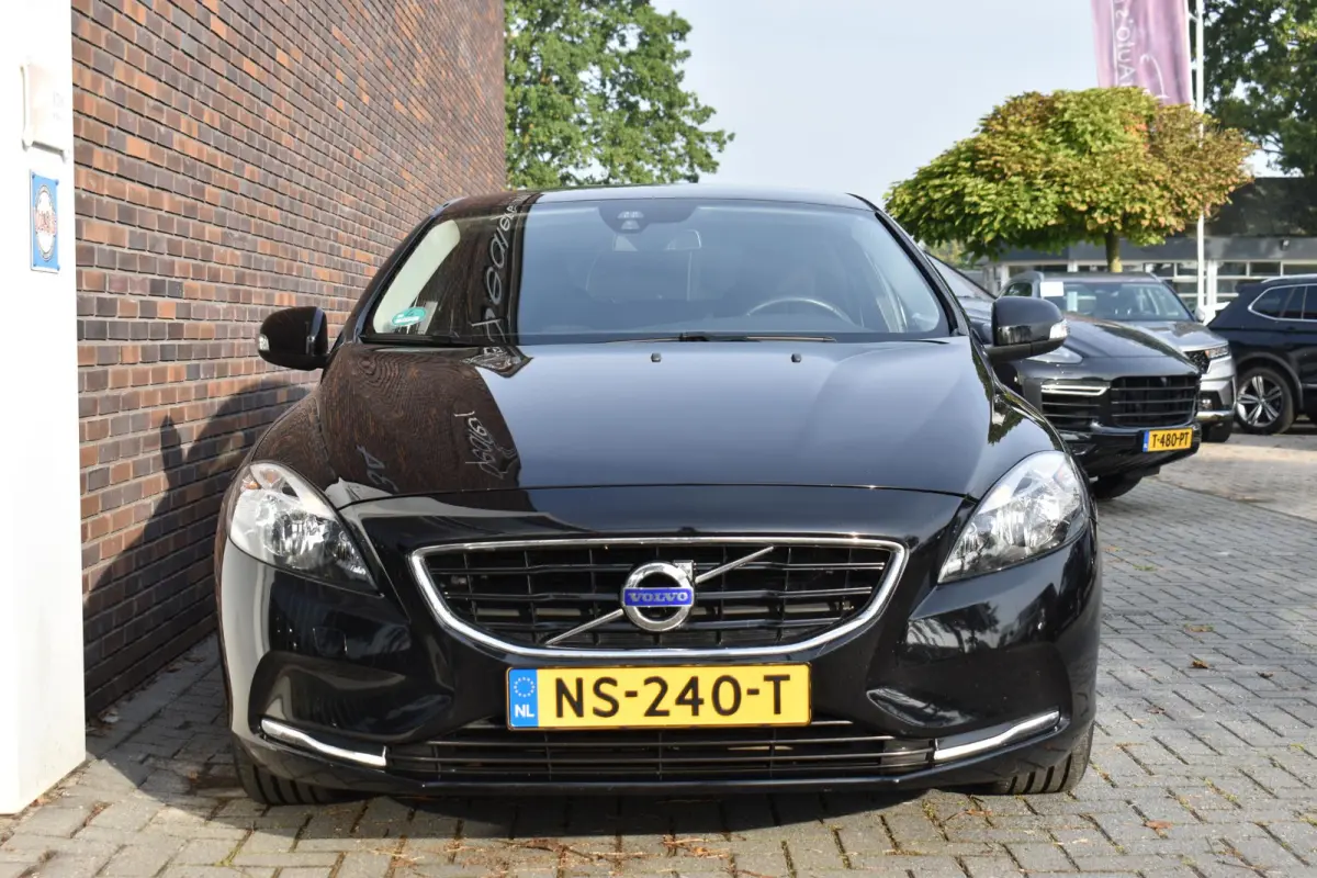 2.0 D2 ECC LMV NAVI CRUISE