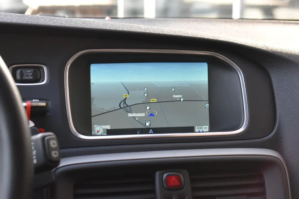 2.0 D2 ECC LMV NAVI CRUISE