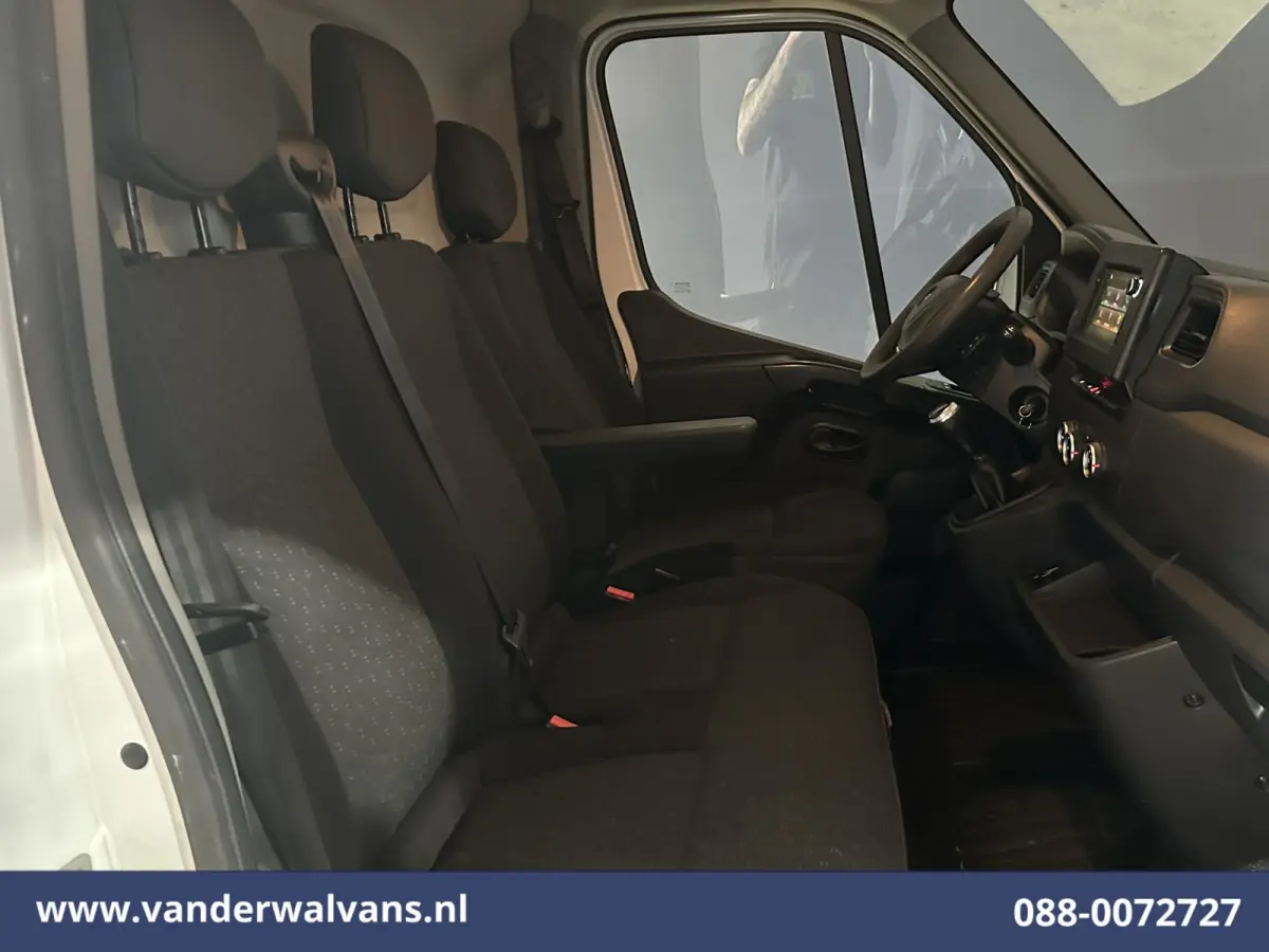 2.3 CDTI L2H2 Euro6 Airco | Navigatie | Camera | LED | Parkeersensoren Bijrijdersbank