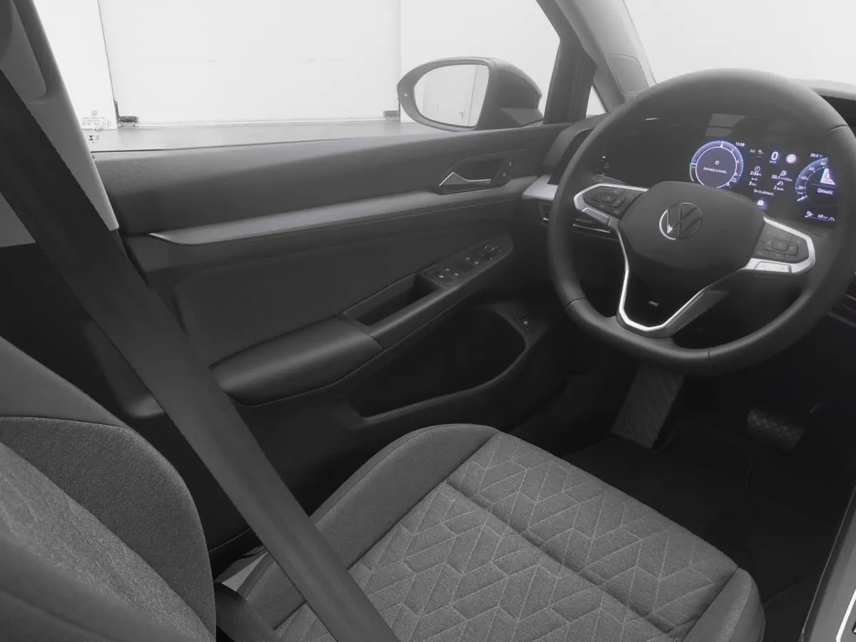 1.5 eHybrid Life Edition | CAMERA | ADAPTIVE | STOEL- EN STUURVERW.
