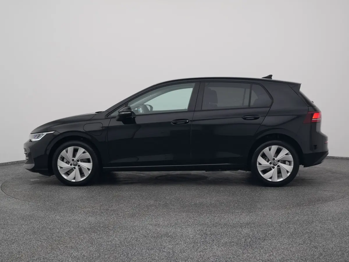 1.5 eHybrid Life Edition | CAMERA | ADAPTIVE | STOEL- EN STUURVERW.