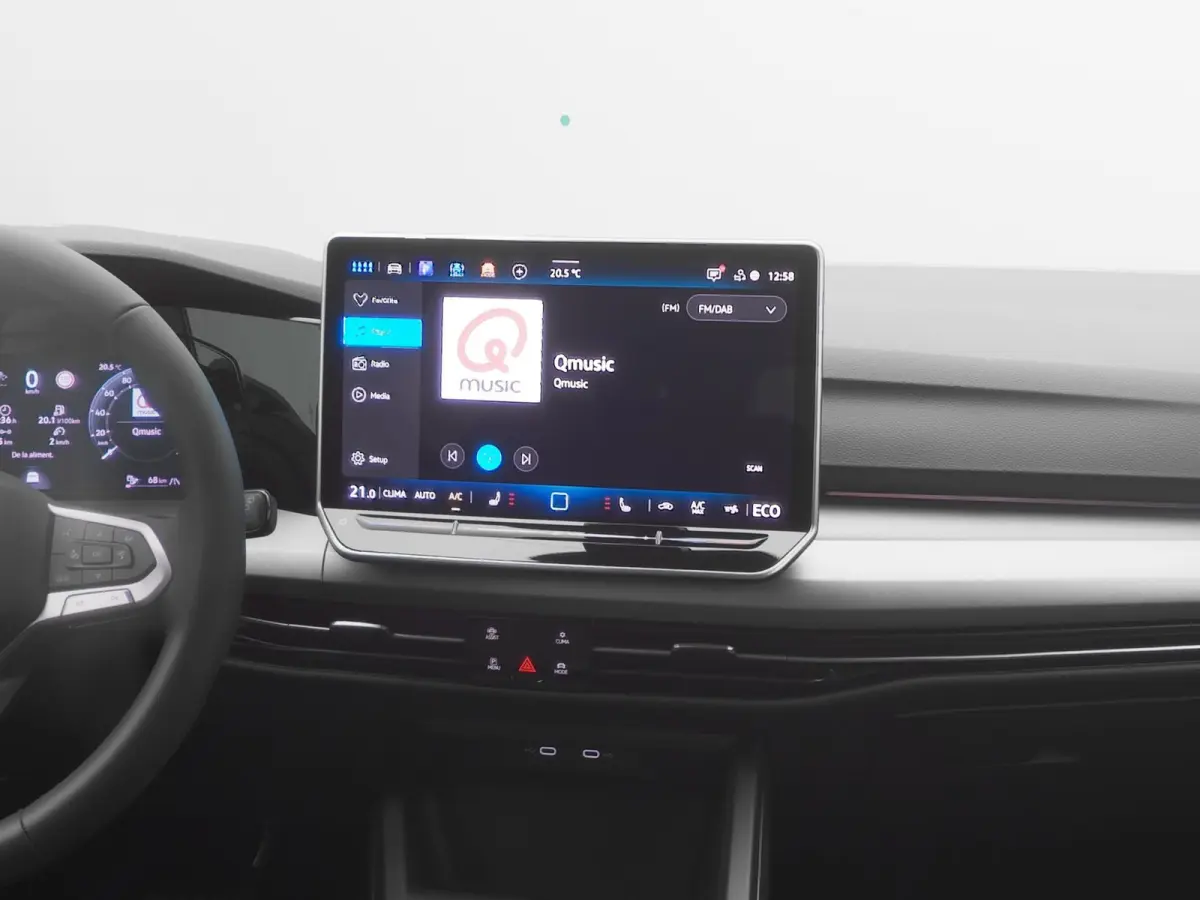 1.5 eHybrid Life Edition | CAMERA | ADAPTIVE | STOEL- EN STUURVERW.