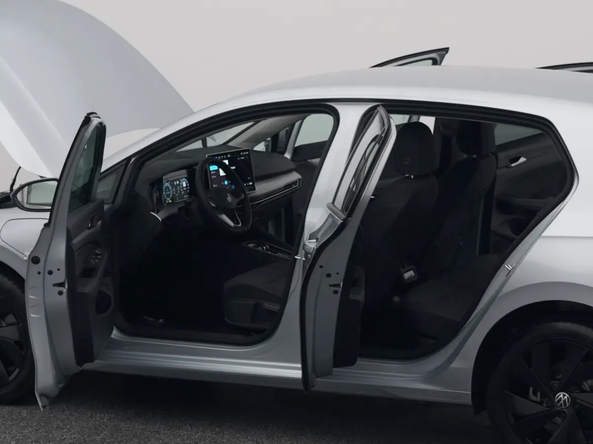 1.5 eHybrid Life Edition | CAMERA | ADAPTIVE | STOEL- EN STUURVERW.