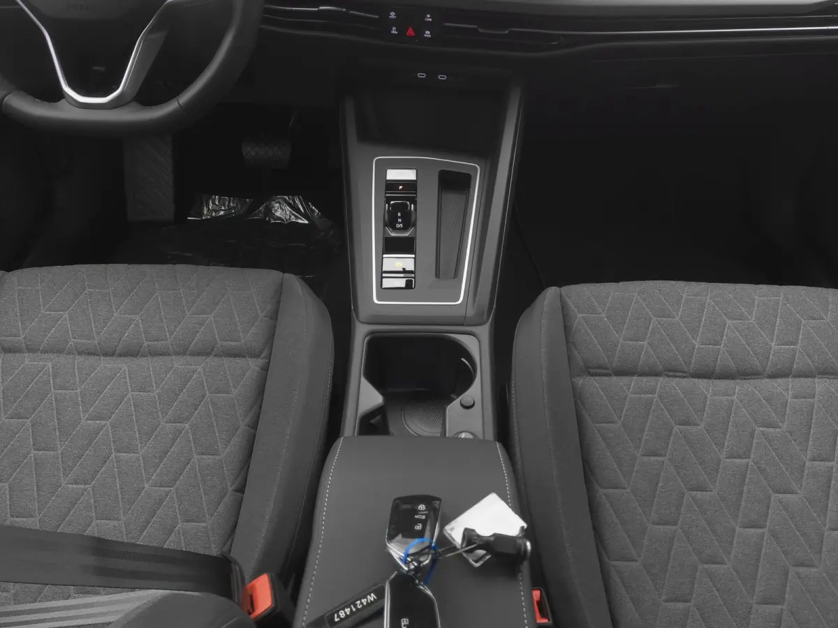 1.5 eHybrid Life Edition | CAMERA | ADAPTIVE | STOEL- EN STUURVERW.