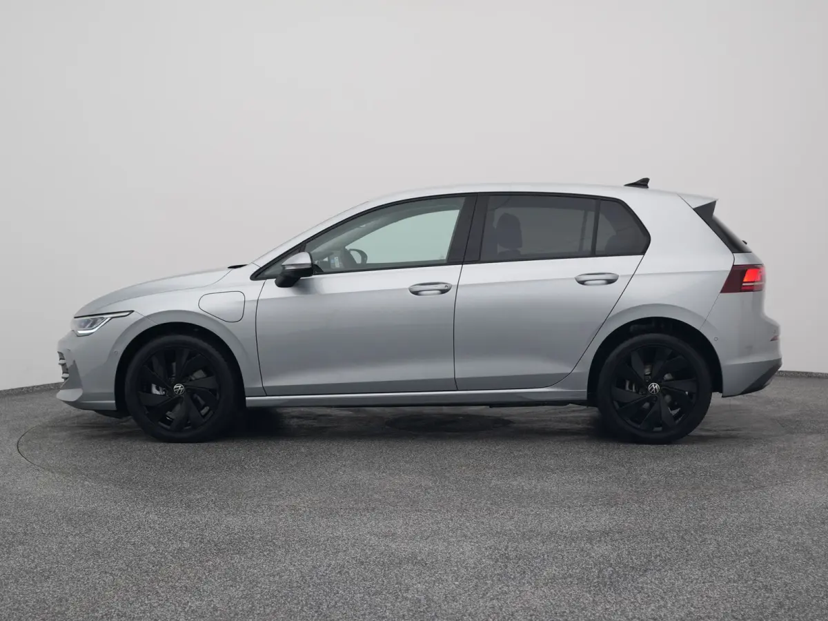 1.5 eHybrid Life Edition | CAMERA | ADAPTIVE | STOEL- EN STUURVERW.