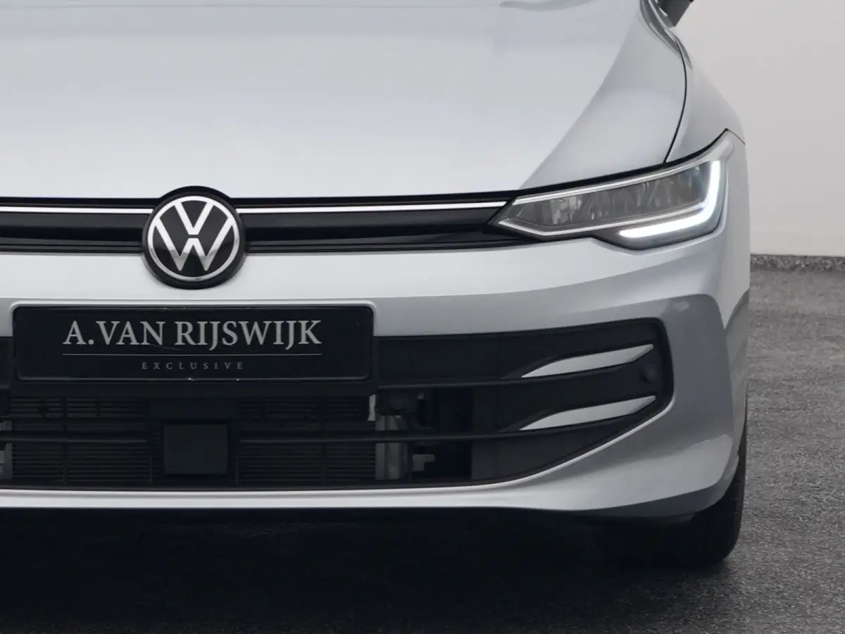 1.5 eHybrid Life Edition | CAMERA | ADAPTIVE | STOEL- EN STUURVERW.