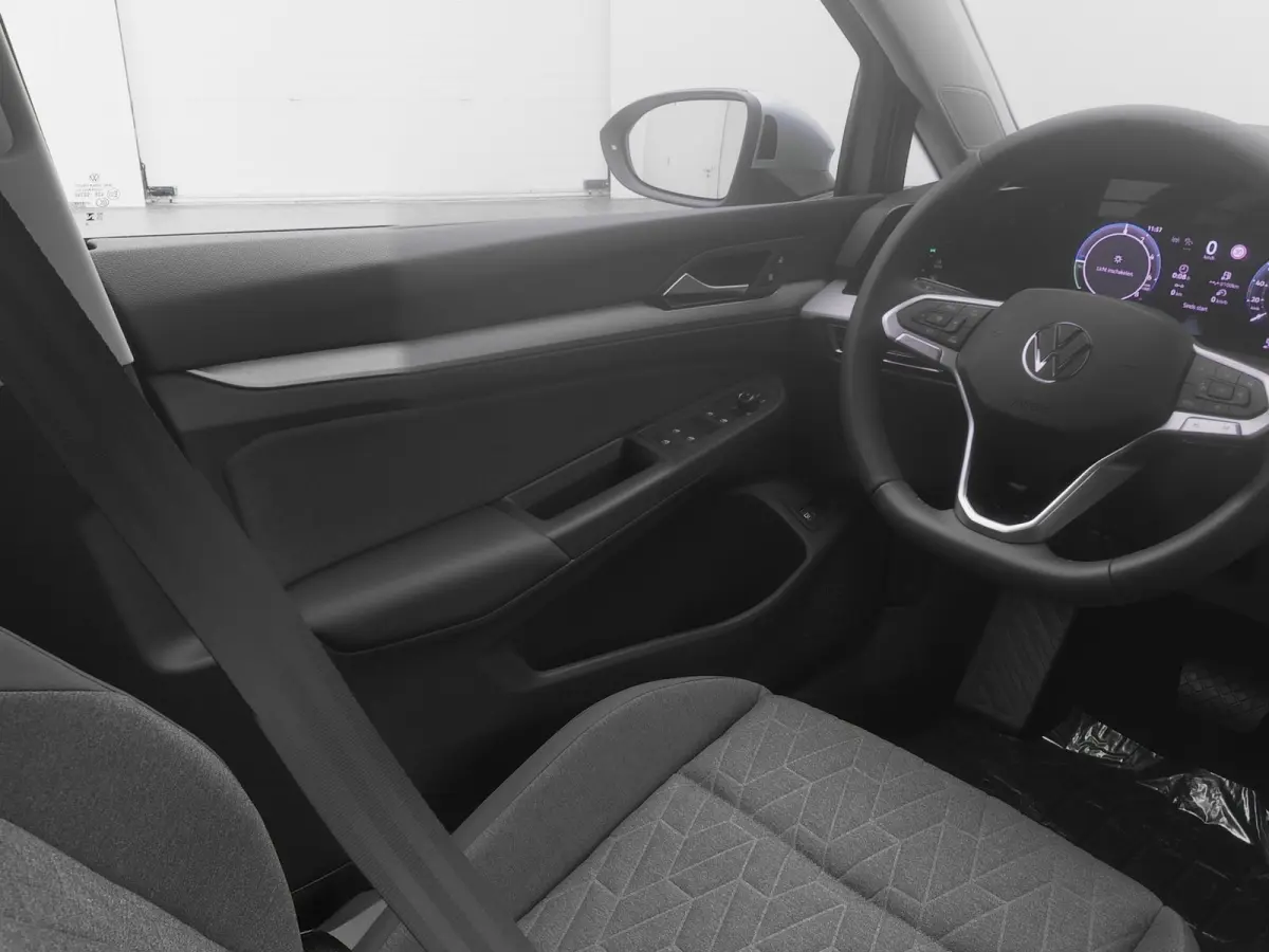 1.5 eHybrid Life Edition | CAMERA | ADAPTIVE | STOEL- EN STUURVERW.