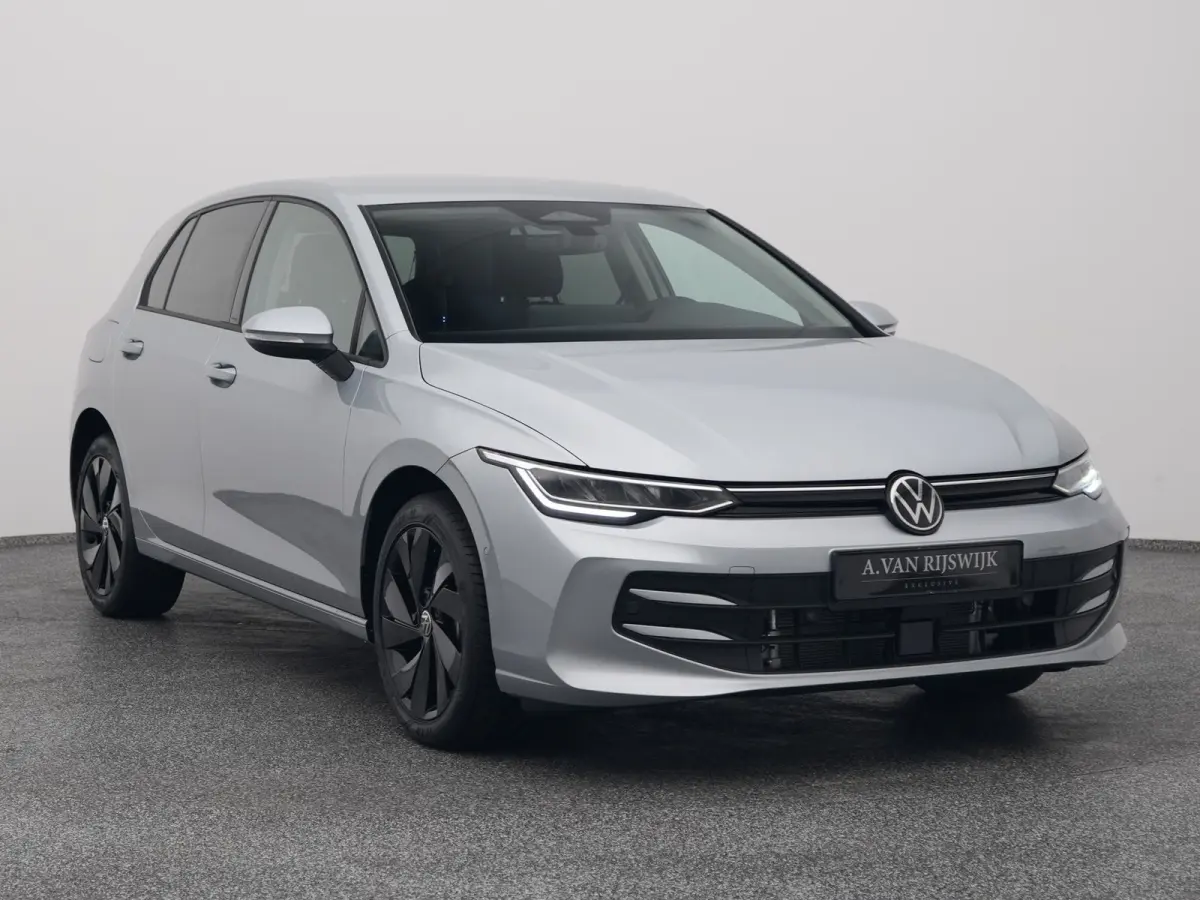 1.5 eHybrid Life Edition | CAMERA | ADAPTIVE | STOEL- EN STUURVERW.