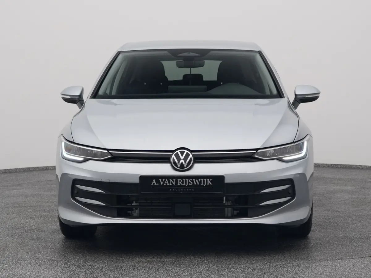 1.5 eHybrid Life Edition | CAMERA | ADAPTIVE | STOEL- EN STUURVERW.