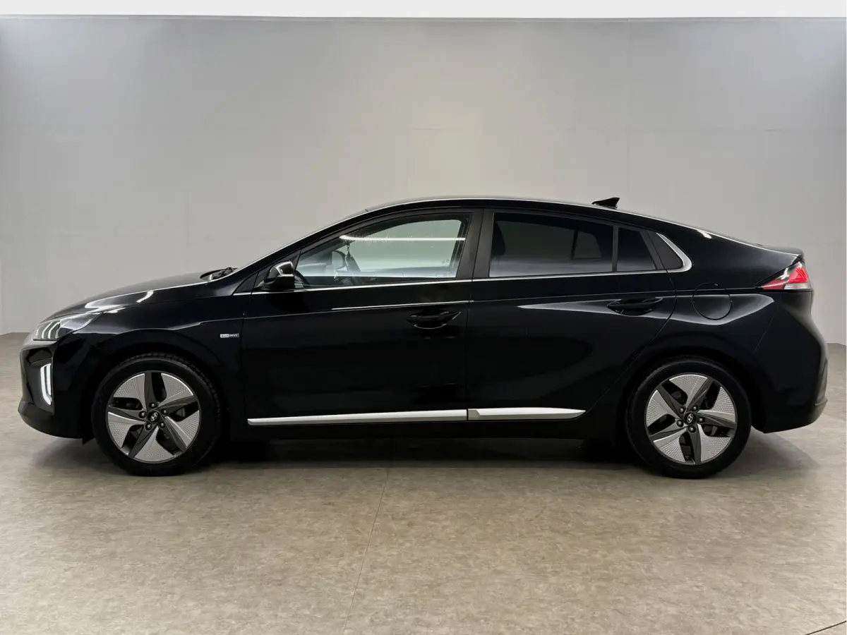 1.6 GDi | Virtual | Infinity Audio | Camera | Cruise | Carplay | LED