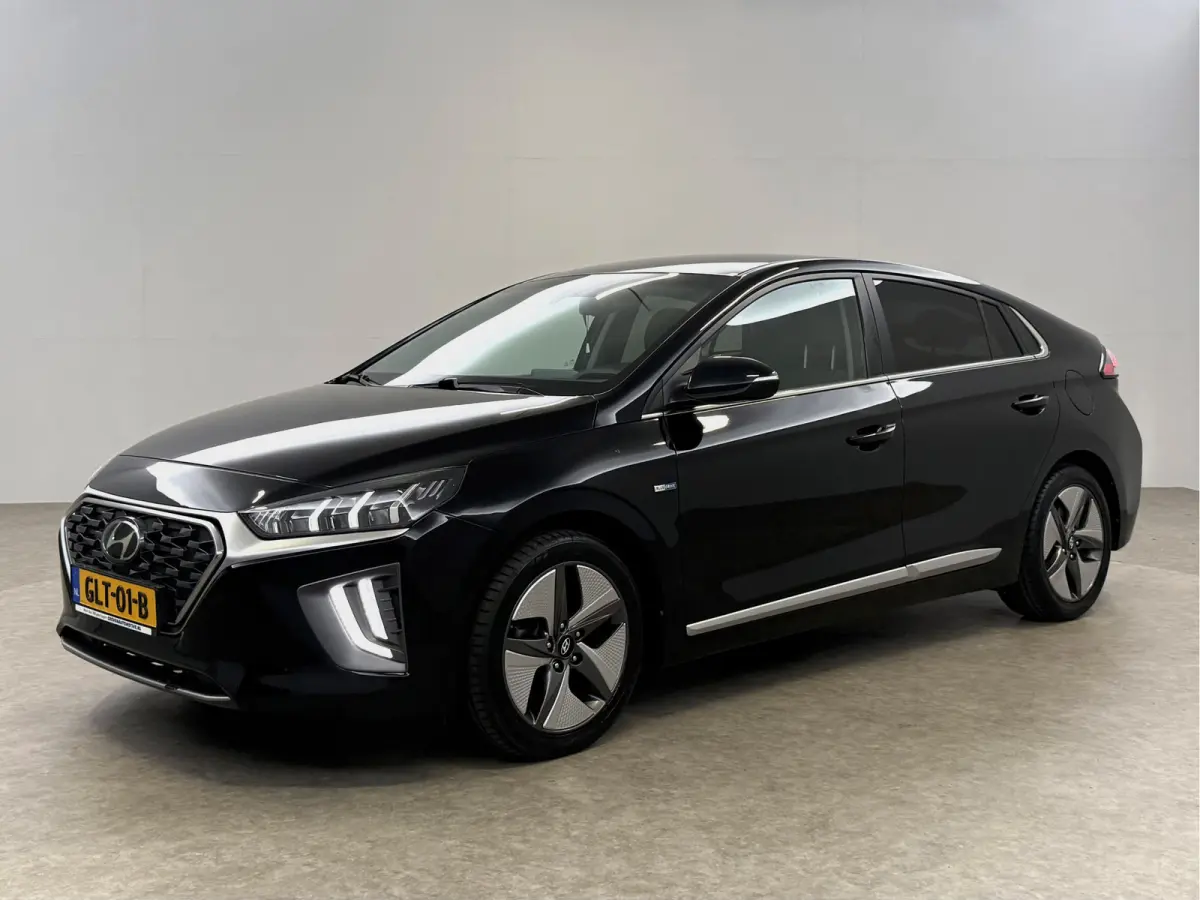 1.6 GDi | Virtual | Infinity Audio | Camera | Cruise | Carplay | LED