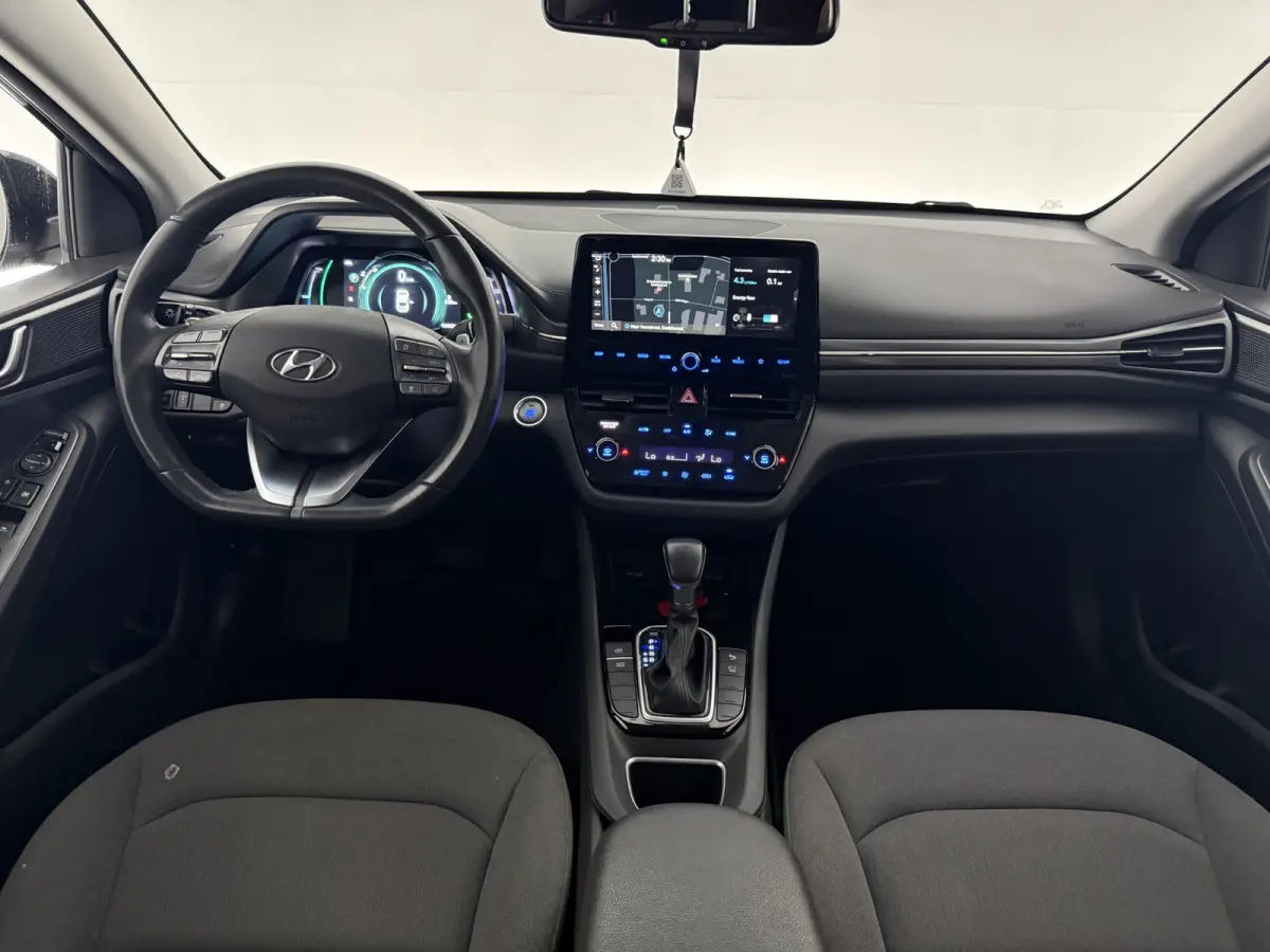 1.6 GDi | Virtual | Infinity Audio | Camera | Cruise | Carplay | LED