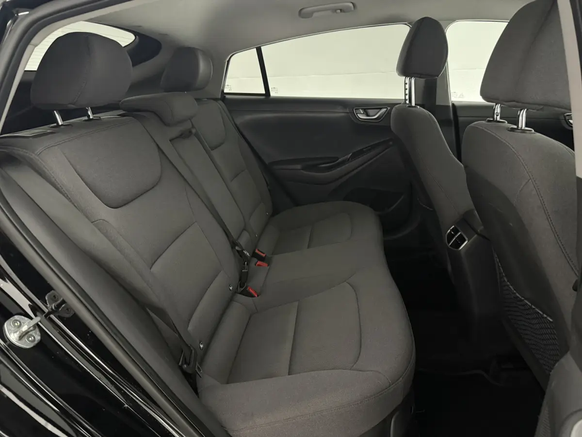 1.6 GDi | Virtual | Infinity Audio | Camera | Cruise | Carplay | LED