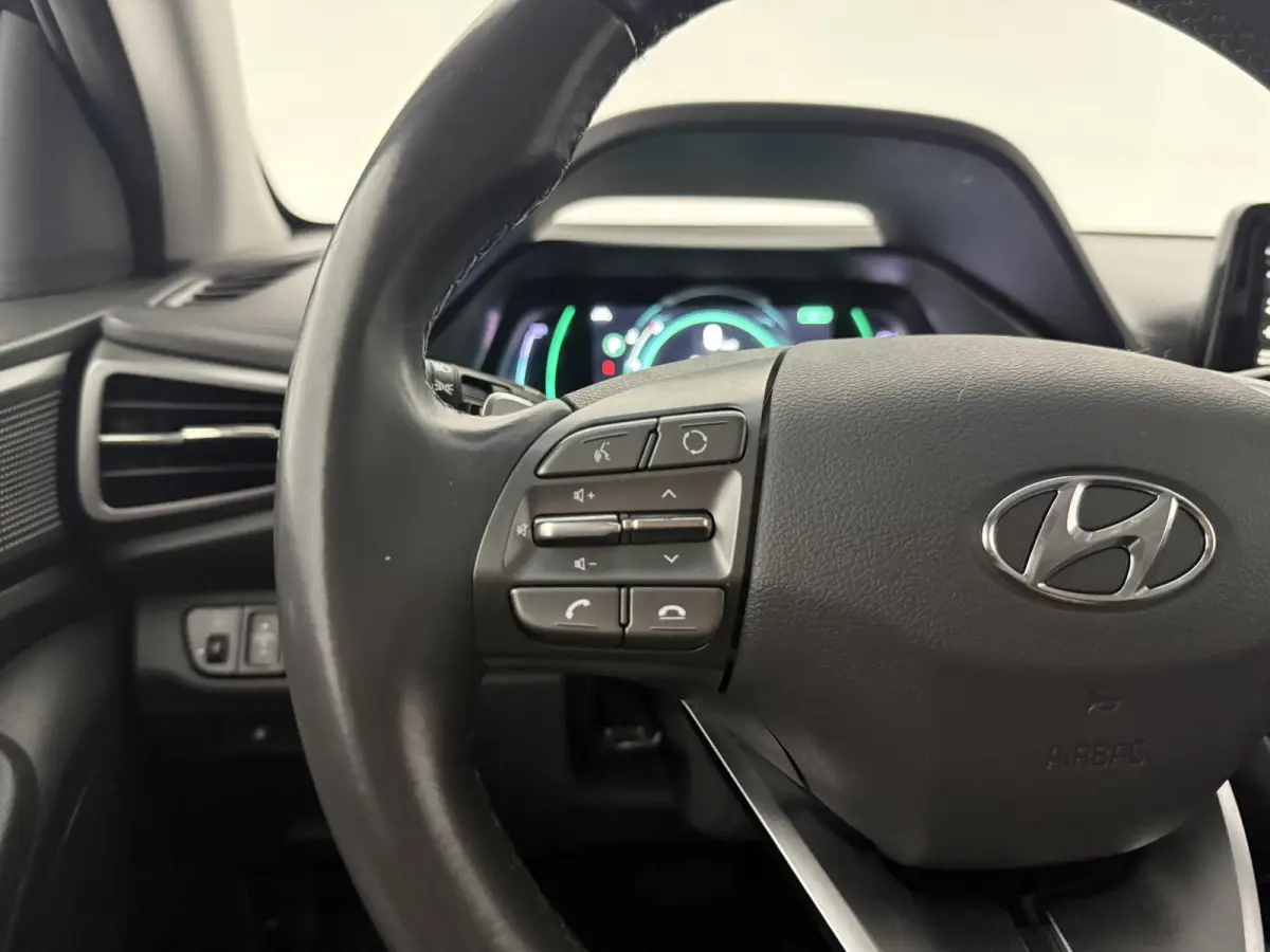 1.6 GDi | Virtual | Infinity Audio | Camera | Cruise | Carplay | LED