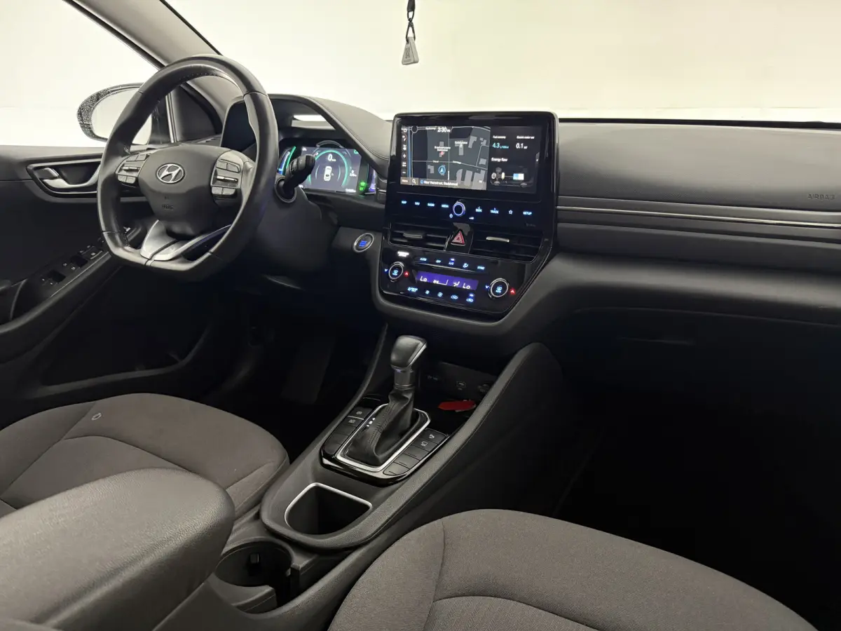 1.6 GDi | Virtual | Infinity Audio | Camera | Cruise | Carplay | LED