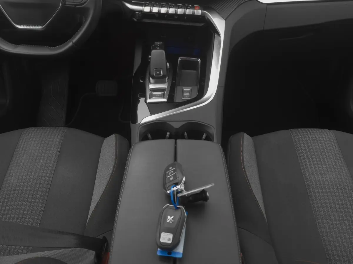 1.2 PureTech Active 7-Pers. | CAMERA