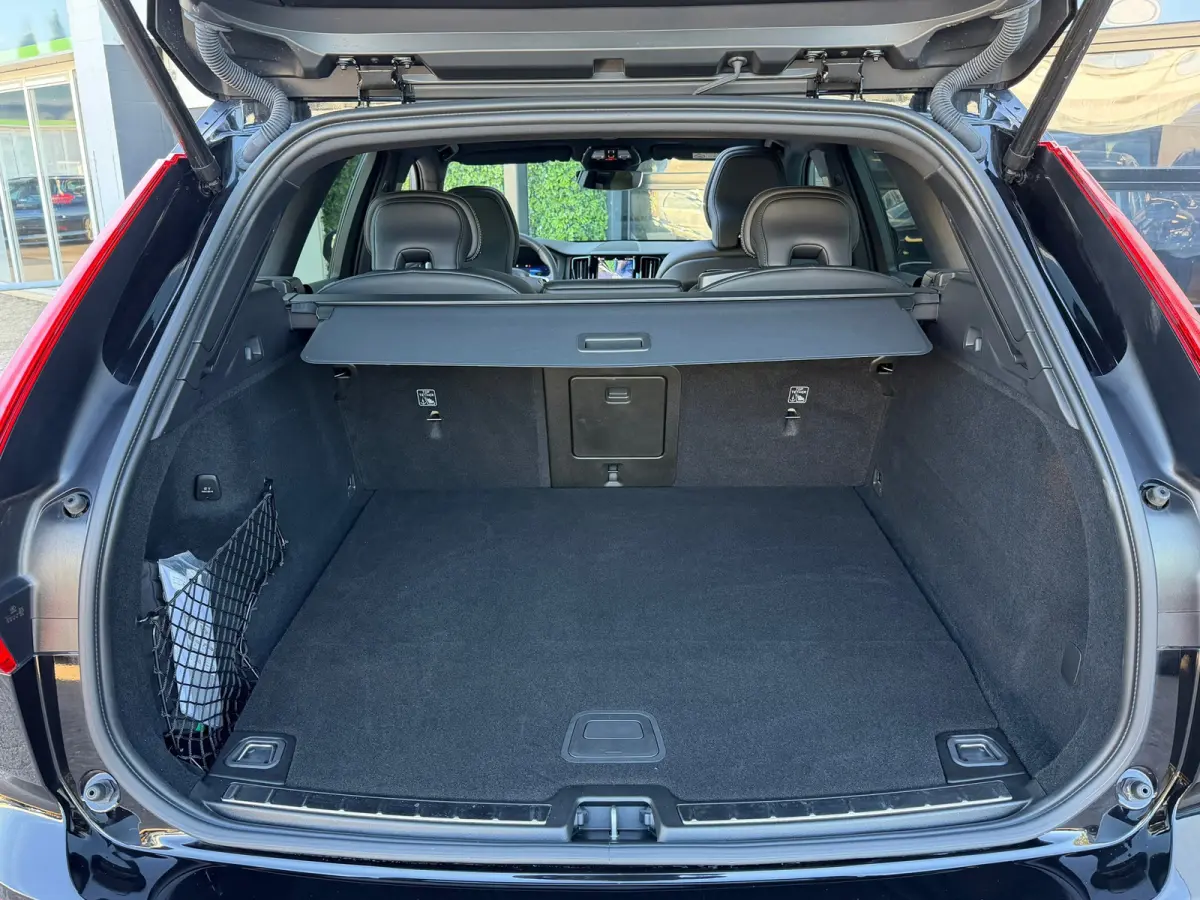 2.0 T6 PHEV 350PK AWD Plus Black Edition | SOH 100% | Pano | H/K Sound | Memory | BTW