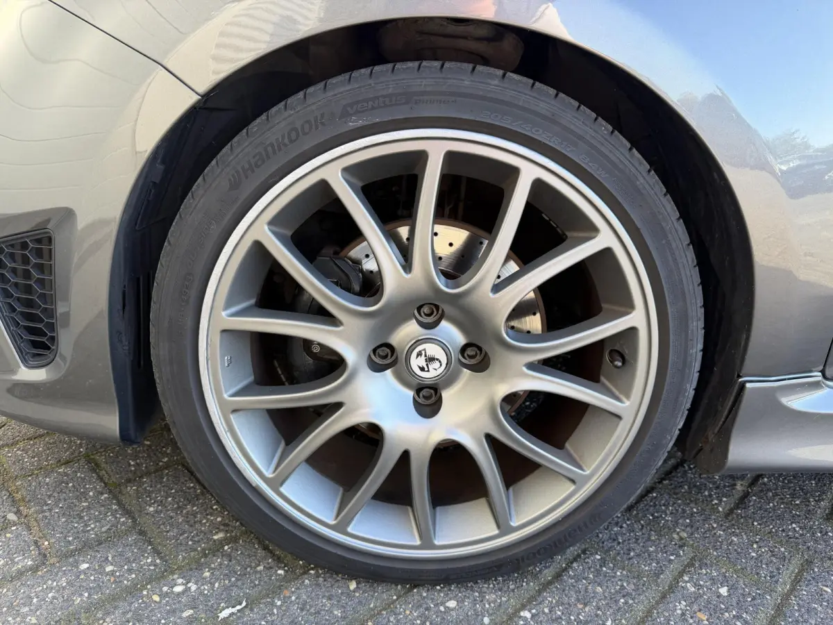 1.4 T-Jet Abarth Turismo | Panoramadak | Camera | Beats Audio | Navigatie | Sportstoelen |
