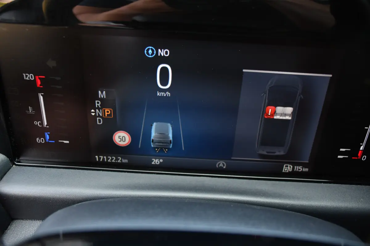 300 2.0 TDCI L1H1 Limited PB Edition Cruise, Camera, Carplay,, Trekhaak, 136pk, Stoelverwarming, LED, Automaat, Uniek!