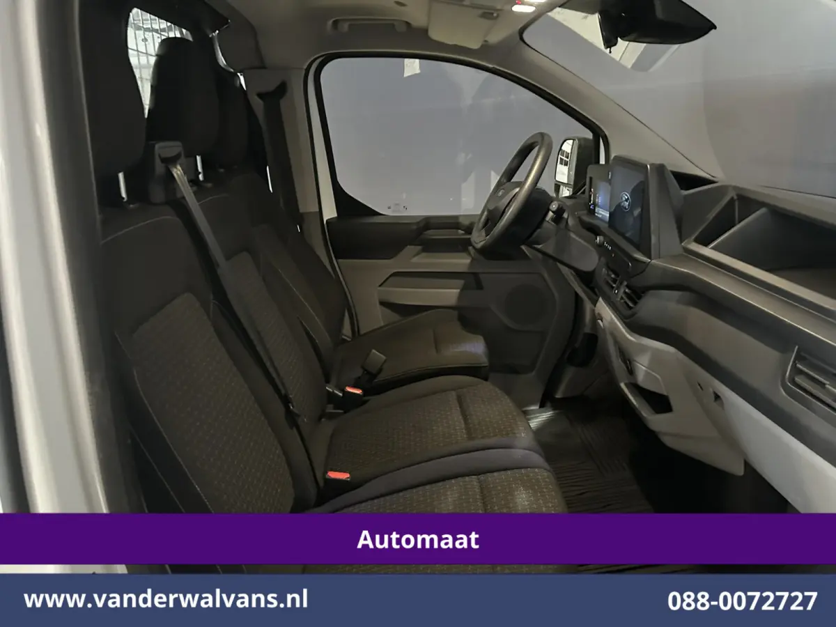 2.0 TDCI 136pk Automaat L1H1 Euro6 Airco | Camera | Apple Carplay | LED | Cruisecontrol | 2470kg Trekhaak Android Auto, Verwarmde voorruit, Parkeersensoren, Bijrijdersbank