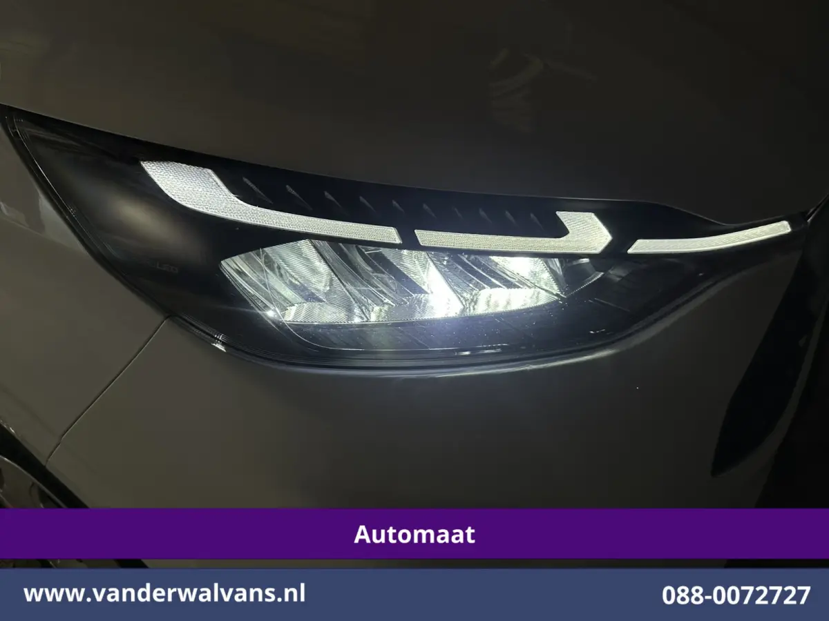 2.0 TDCI 136pk Automaat L1H1 Euro6 Airco | Camera | Apple Carplay | LED | Cruisecontrol | 2470kg Trekhaak Android Auto, Verwarmde voorruit, Parkeersensoren, Bijrijdersbank