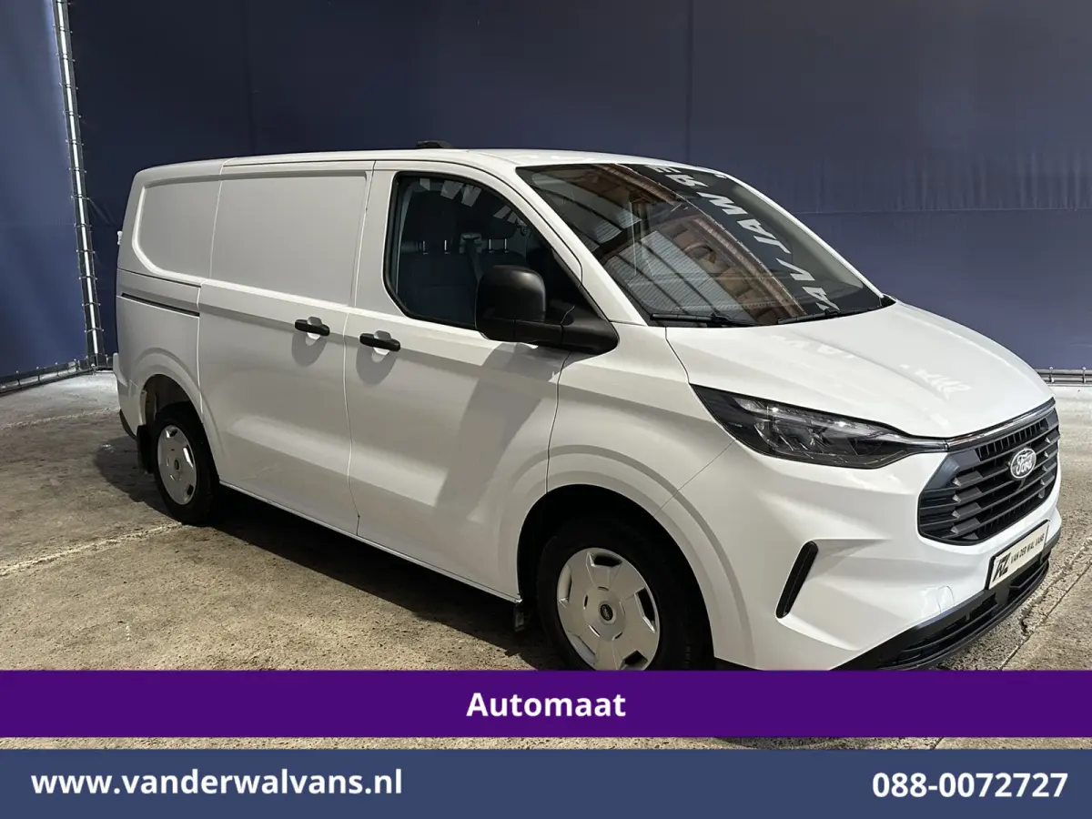 2.0 TDCI 136pk Automaat L1H1 Euro6 Airco | Camera | Apple Carplay | LED | Cruisecontrol | 2470kg Trekhaak Android Auto, Verwarmde voorruit, Parkeersensoren, Bijrijdersbank